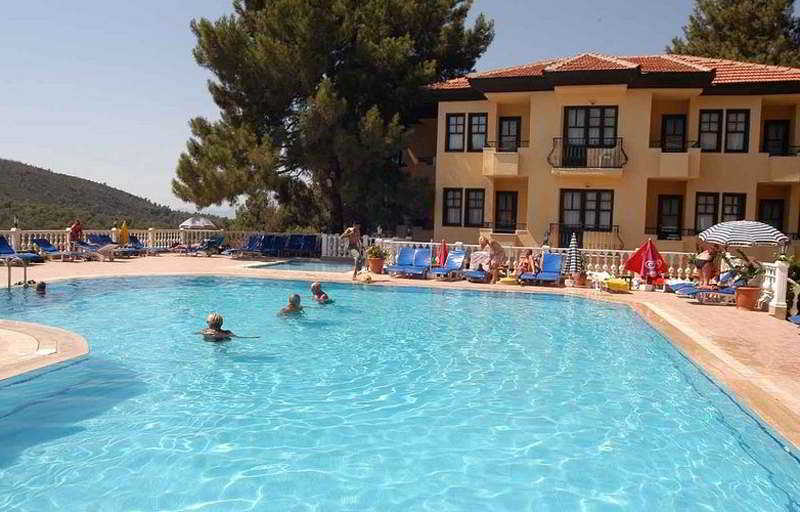 אולודניץ Hotel Leytur מראה חיצוני תמונה